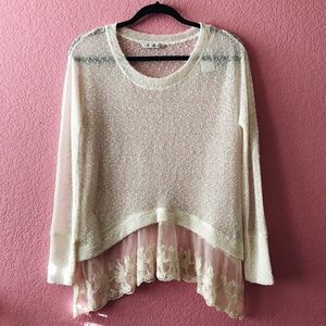 LUCY HALE X HOLLISTER PULLOVER SWEATER